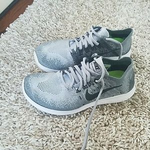 nike free and flexible womens